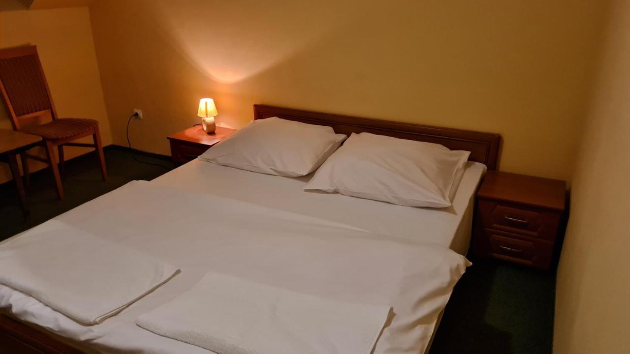 Hotelik Orlik Legnickie Pole المظهر الخارجي الصورة