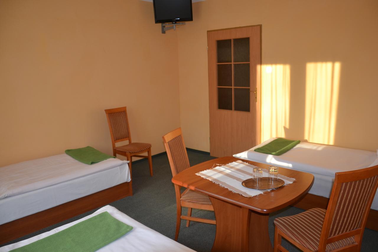 Hotelik Orlik Legnickie Pole الغرفة الصورة