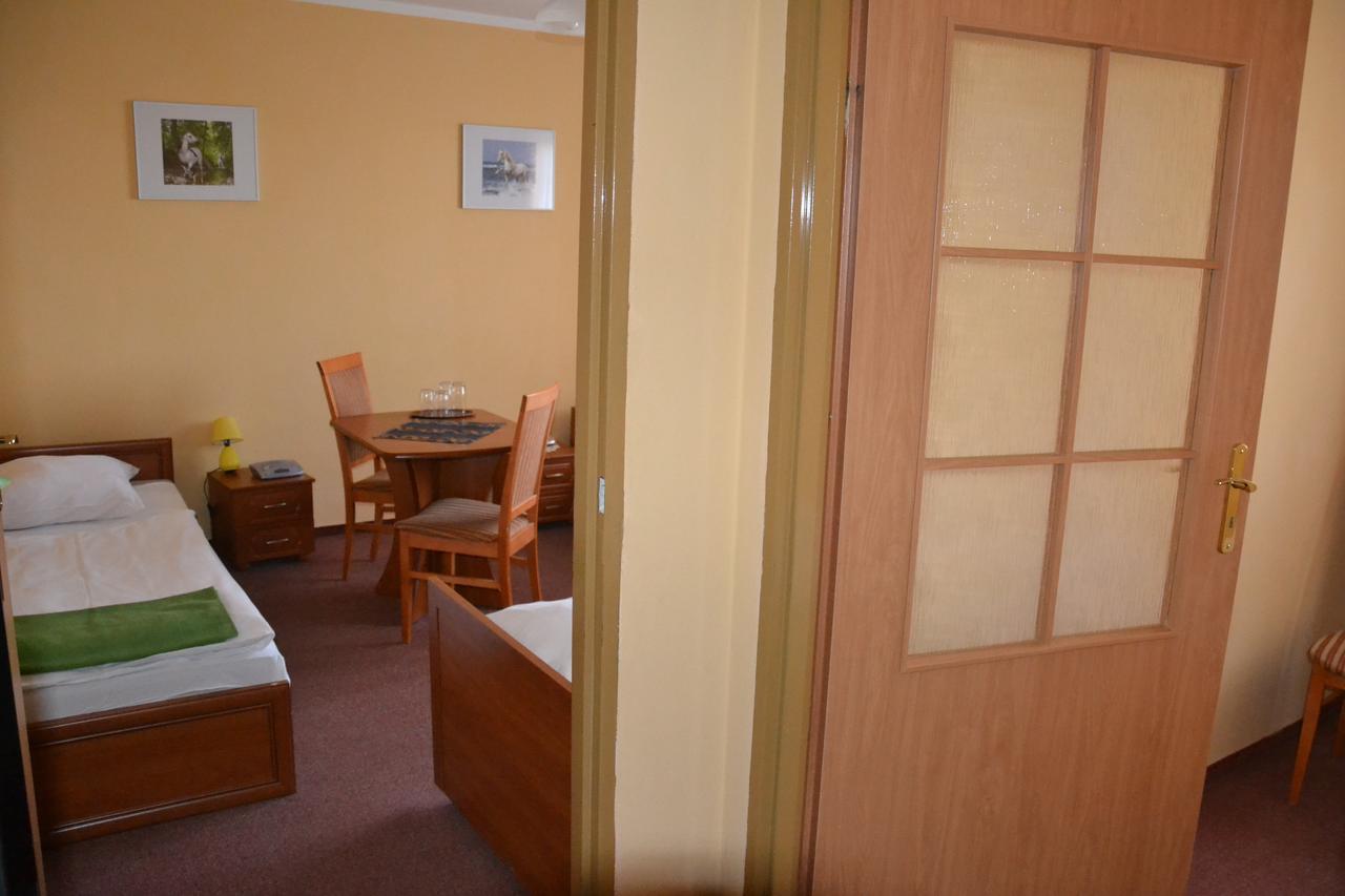 Hotelik Orlik Legnickie Pole الغرفة الصورة